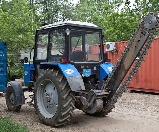 Траншеекопатель в аренду в Арамиле и  Свердловской области