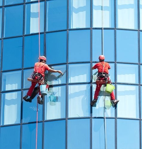 Мытье фасадов промальпинистами в Арамиле